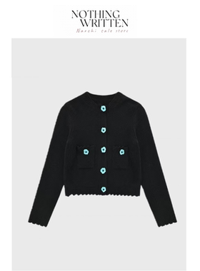 【现货】Nothing Written Narchi撞色花朵扣针织开衫圆领毛衣外套