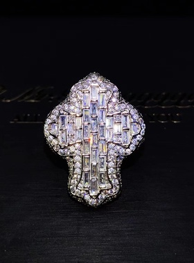 Mr.Bling梯方钻十字架大戒指