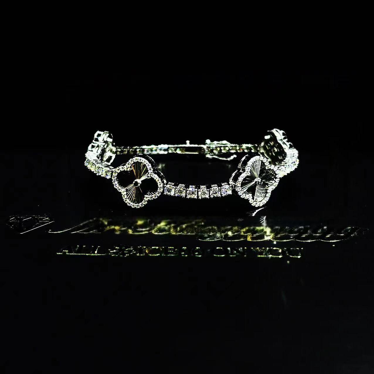 Mr.Bling纯银莫桑石四叶草手链