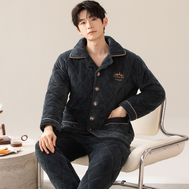 三层珊瑚绒夹棉睡衣套装男家居服