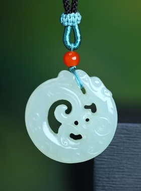 精致和田玉仿古龙吊坠