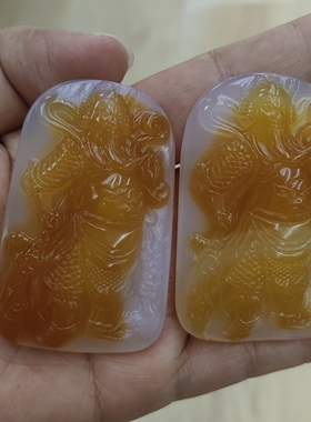 天然玛瑙俏色关公武财神玉牌吊坠