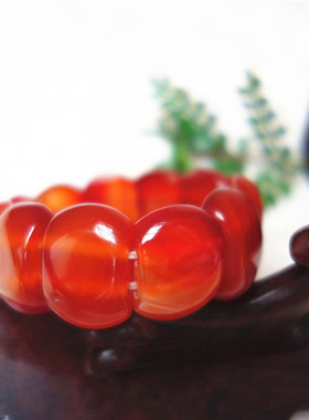 巴西时尚款风红玛瑙手串