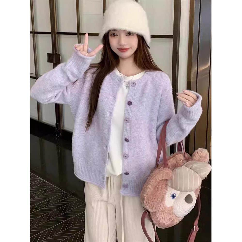 紫色圆领毛衣外套女2025春秋新款慵懒温柔风软糯针织开衫短款上衣