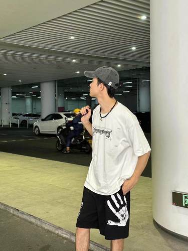 美式短裤破坏指纹LOGO侧面印花裤