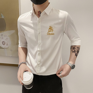 B302 CS230 2021夏男新款衬衫男中袖刺绣衬衣 无头社会风 爆图片