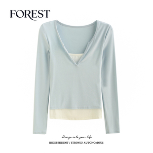 春装 V领T恤女上衣打底衫 新款 假两件长袖 纯欲甜辣短款 拾野森