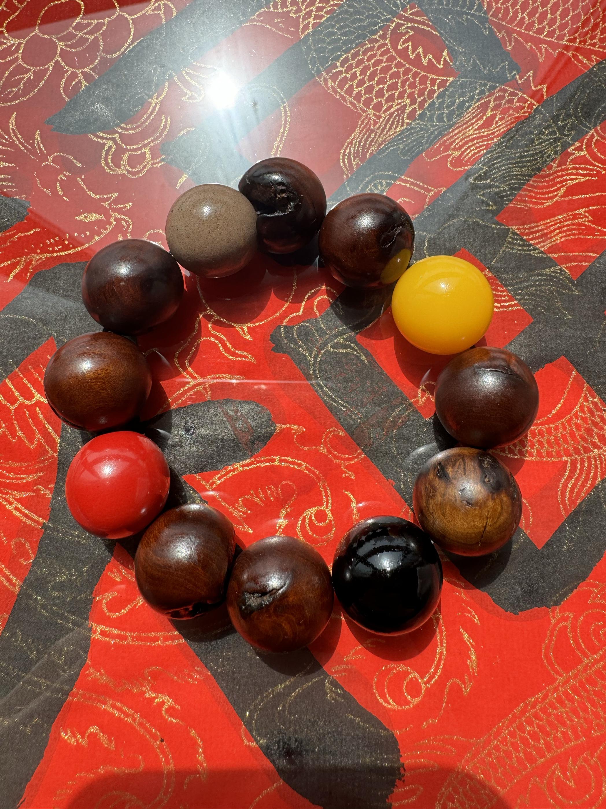 定制款一年供养雷击木手串，每一串都不一样，甲先生雨爸出品