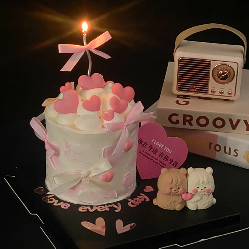 2025情人节卡通爱心抱抱熊蛋糕装饰摆件情侣款告白love亚克力插件