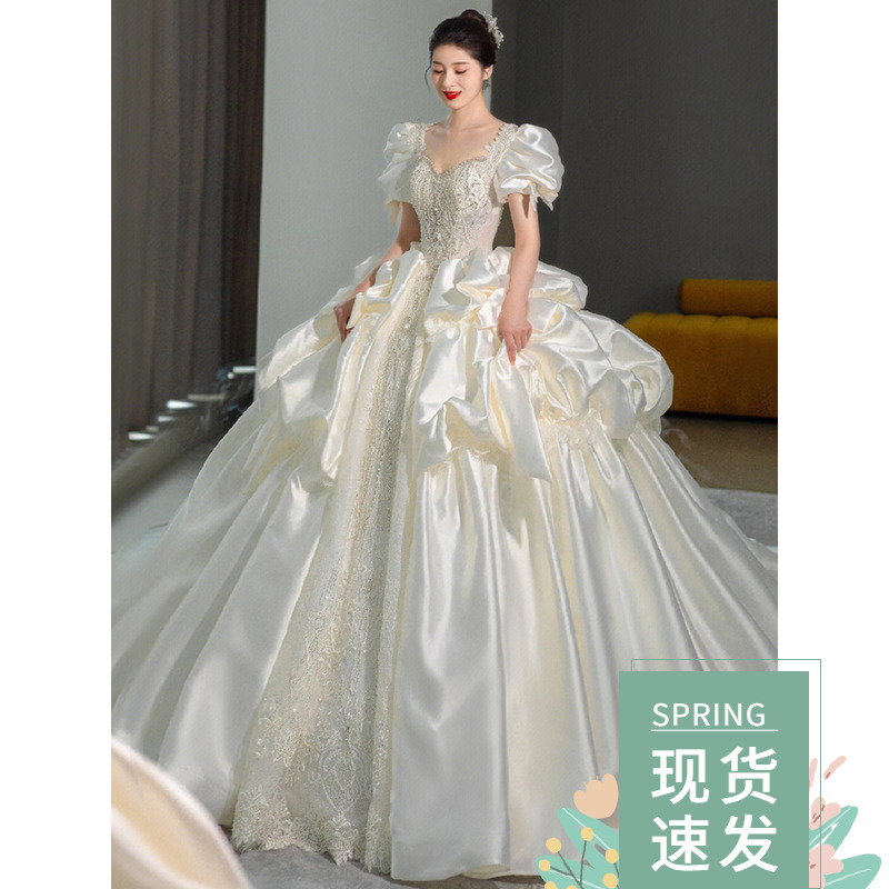 缎面主婚纱2023新款公主新娘小个子重工法式奢华高级感长拖尾大码