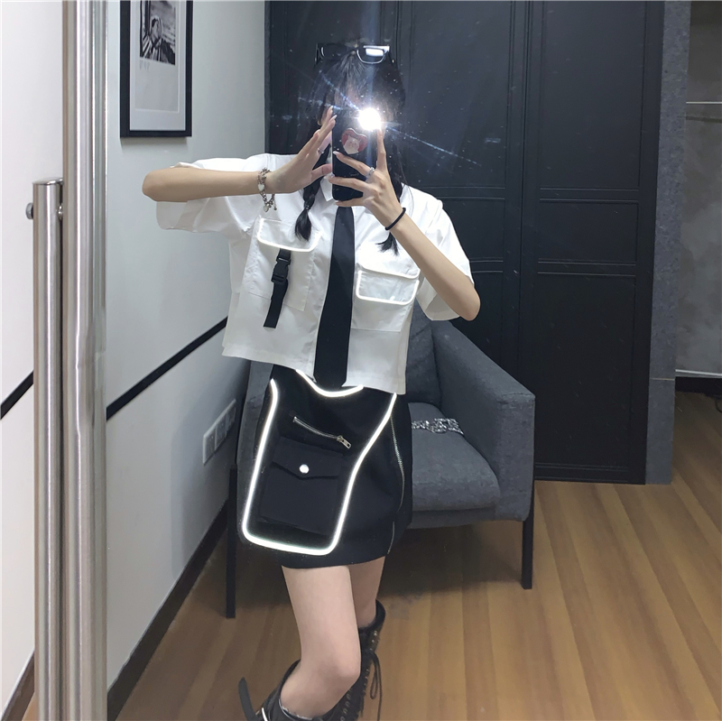 Real price ~ loose Lapel luminous short sleeve tie white shirt + design sense tooling A-line skirt