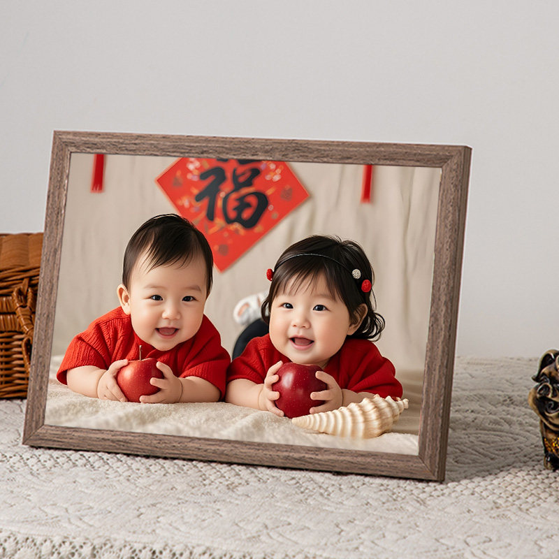 可爱宝宝海报照片带框摆件娃娃画报孕妇胎教图片贴画婚房床头摆台