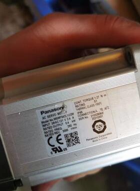 伺服电机MHMF042L1V2M MHMF042L1U2M  MSMF042L1V2M 082议价