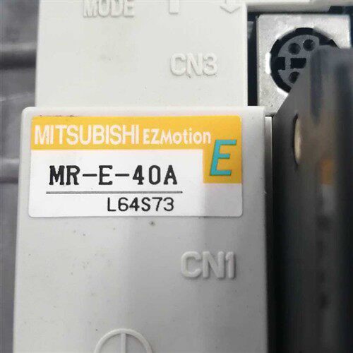 MR-E-40A三菱伺服驱动器成色如图  议价