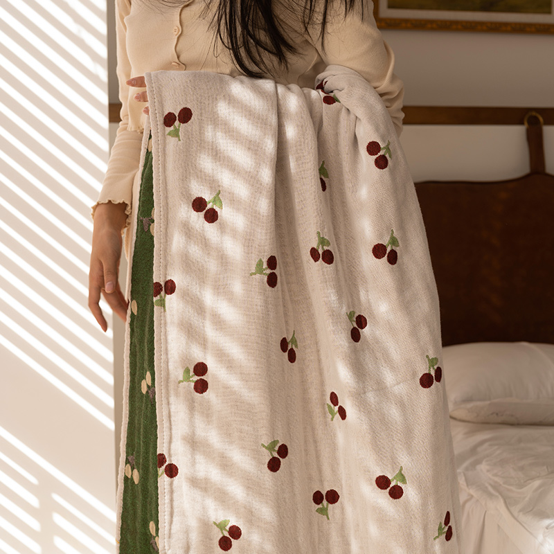 可爱小樱桃纯棉纱布女士儿童浴巾
