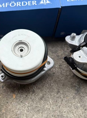 适用奔驰W222 W217 S320 S350S400 S450S500发动机支架胶垫机脚胶