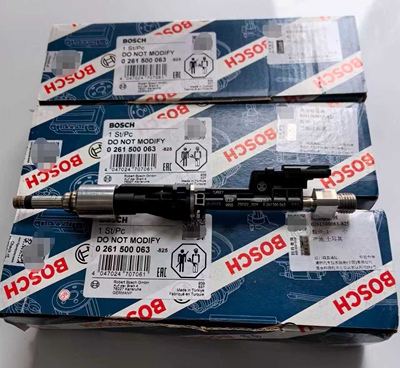 适用宝马3系5系7系X1X2X3X4X5X6F30F18F25E70F16N20N55喷油器总成