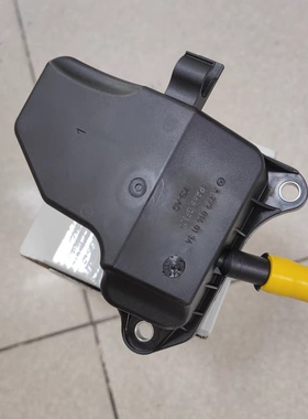 奔驰C300E280E300GLK300ML350R300S350唯雅诺威霆M272油水分离器