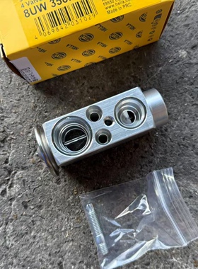 适用宝马X5 X6 E70 E71 E72 F15 F16 X5M X6M F86 F85膨胀阀