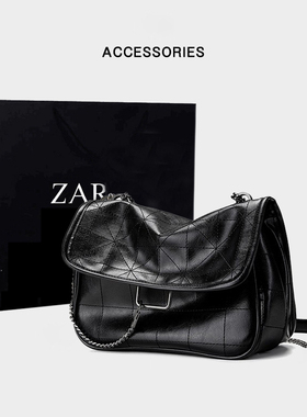 2025秋冬新款女包时尚软质斜挎包百搭链条单肩包休闲流浪腋下包潮