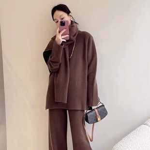 针织套装2024秋冬新款梨型身材穿搭高级感洋气装显瘦小香风两件套