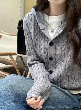 20外25早春商场实季拍图深秋初冬穿搭连帽长袖针织开衫套女红色气