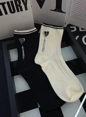 SJ欧货时尚中筒女袜早秋柔软舒适黑白色系撞色笑脸学院风个性潮袜