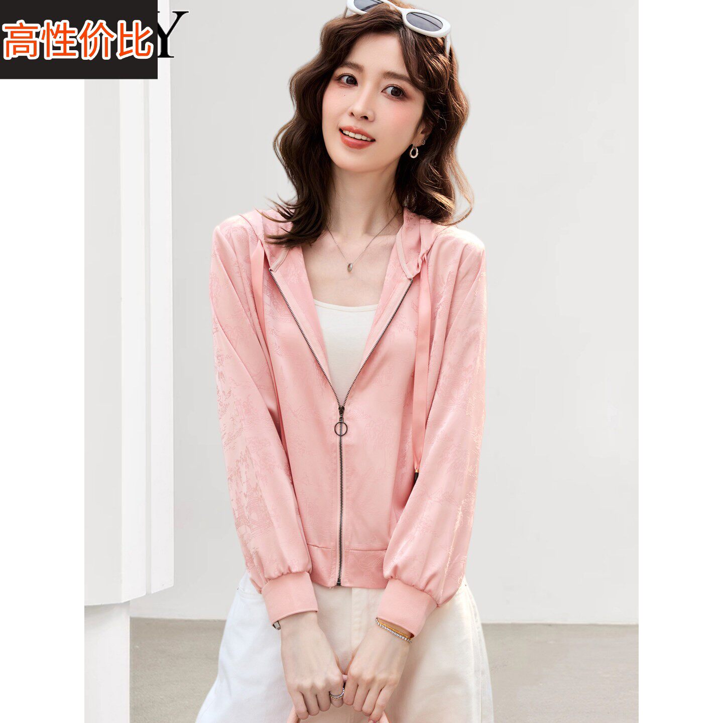 2026春装新款运动风拉链连帽短外套雪纺防晒开衫小个子外搭上衣女