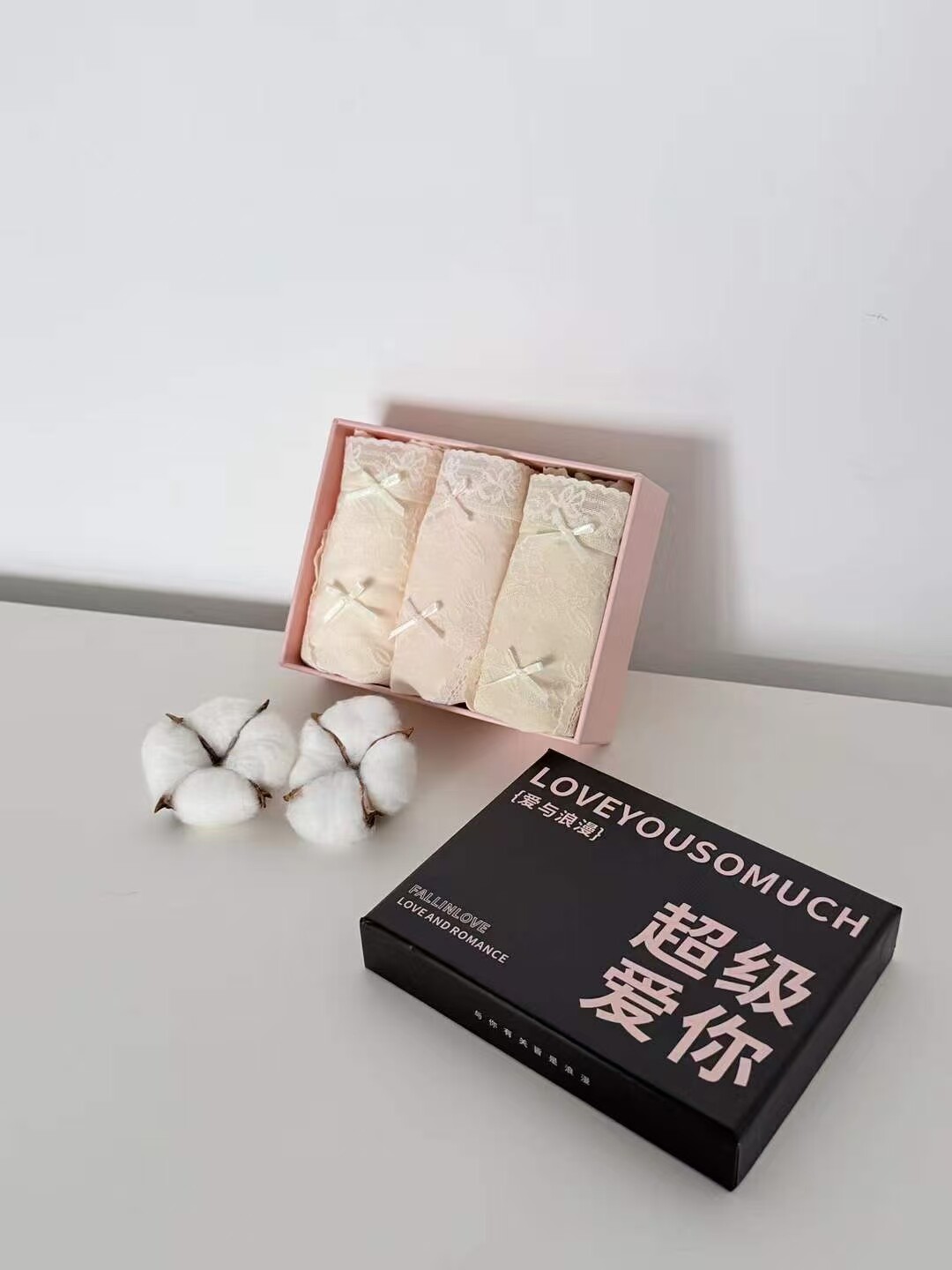 MXZ1445樱花蕾丝内裤女纯棉裆 无痕透气云感中腰三角裤礼盒装
