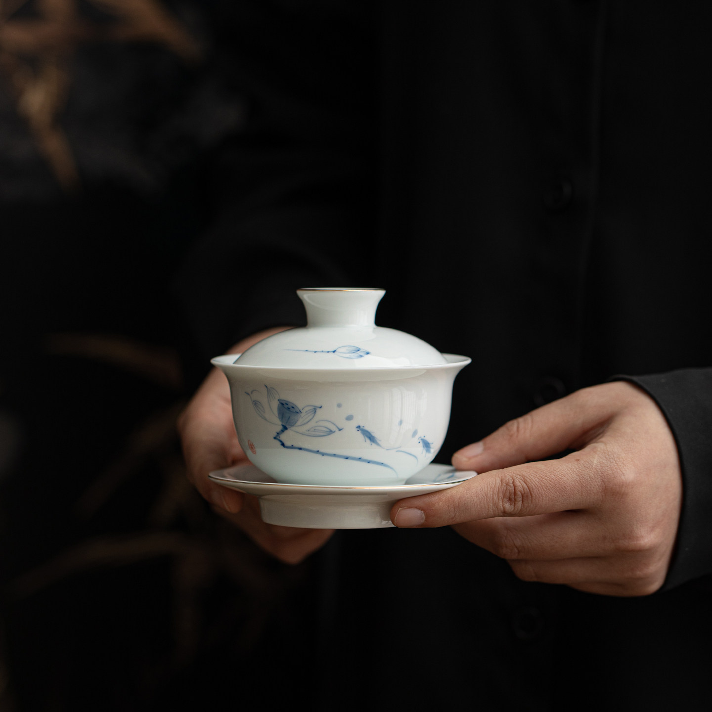 简约手绘莲花白瓷盖碗茶杯功夫茶具家用单个泡茶三才碗茶具套装