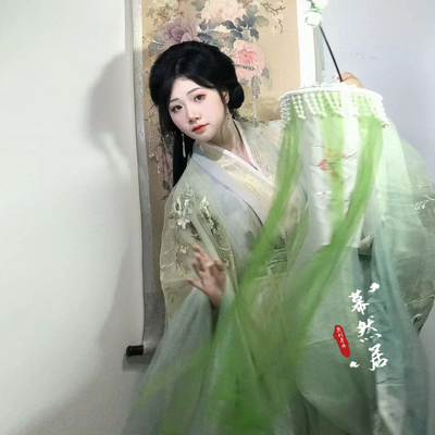 新款原创绢花蝴蝶降落纱灯走秀大气唯美百搭出行春潘汉服配饰手持