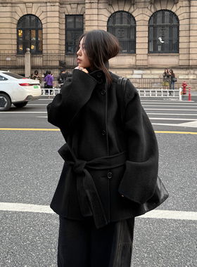 grape wang  100绵羊毛黑色毛呢系带外套短款秋冬上衣百搭宽松女