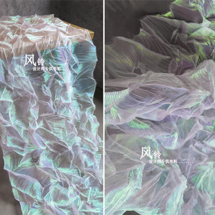 高档褶皱面料 三宅一生白绿光肌理表面 连衣裙演出服设计镭射面料