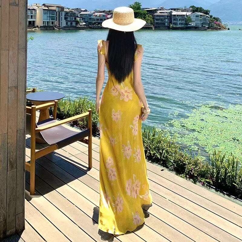 法式旅游夏季吊带姜黄色连衣裙仙连衣裙