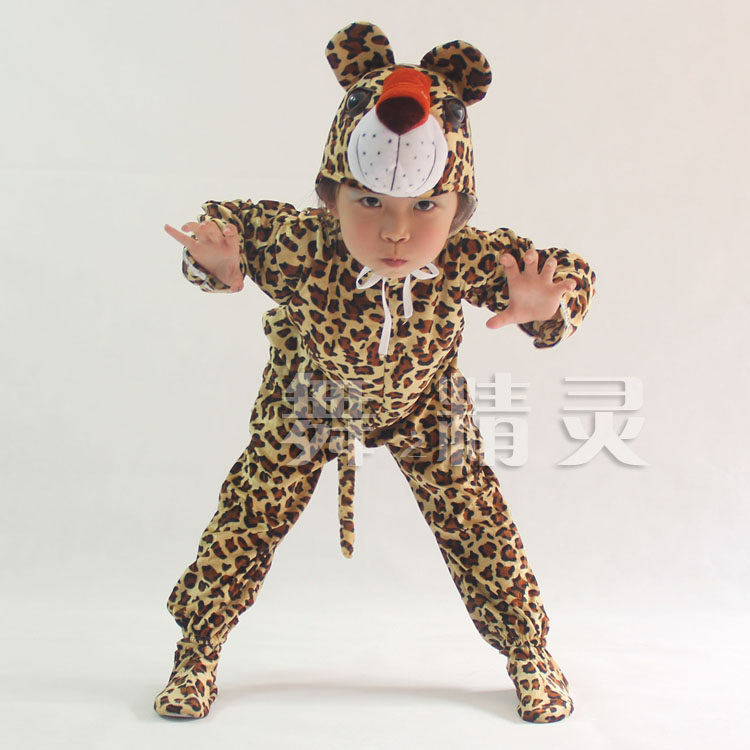 演出服包含帽子衣服鞋套，全套的哦，按身高选尺寸。全国包邮（西藏宁夏，青海，新疆除外），欢迎亲们选购！