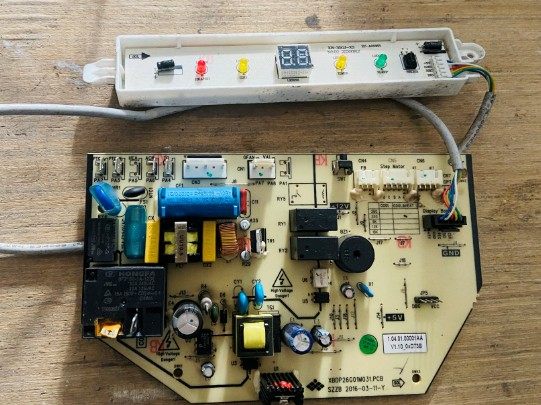扬子空调XBDP26G01M031.PCB 1.04.01.00001AA内机电脑主板显示板