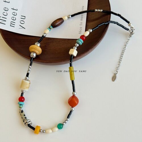 云岛有羊春夏复古彩色天然石颈链