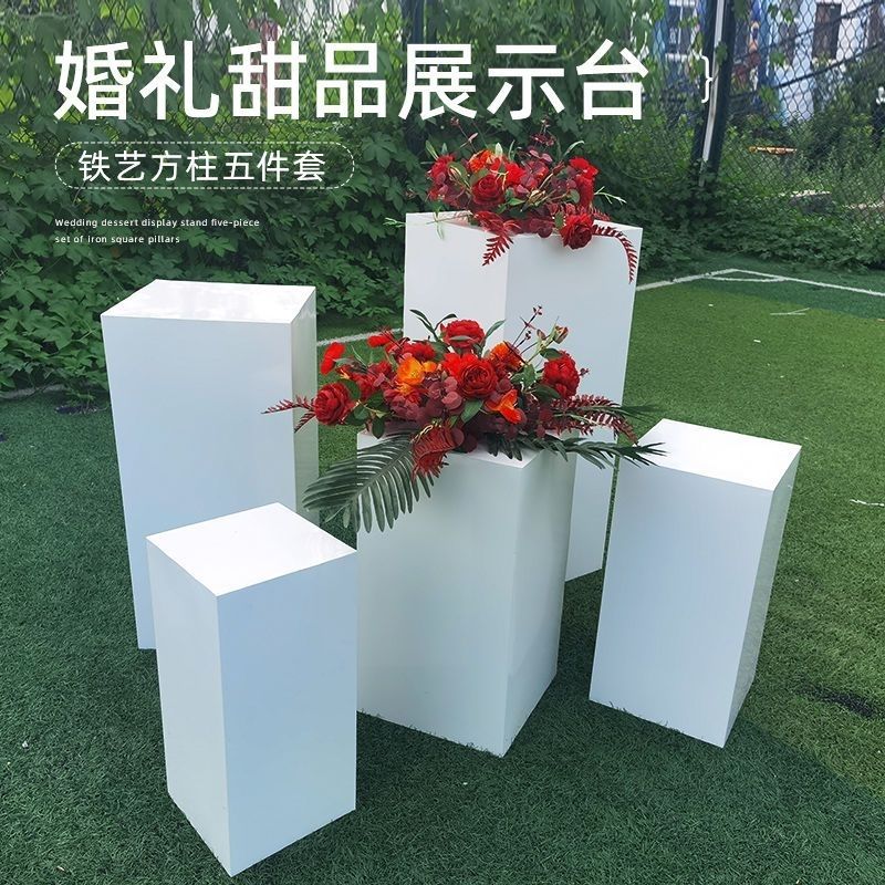 新款婚庆道具铁艺方柱路引甜品台圆柱体婚礼舞台装饰摆件橱窗布置