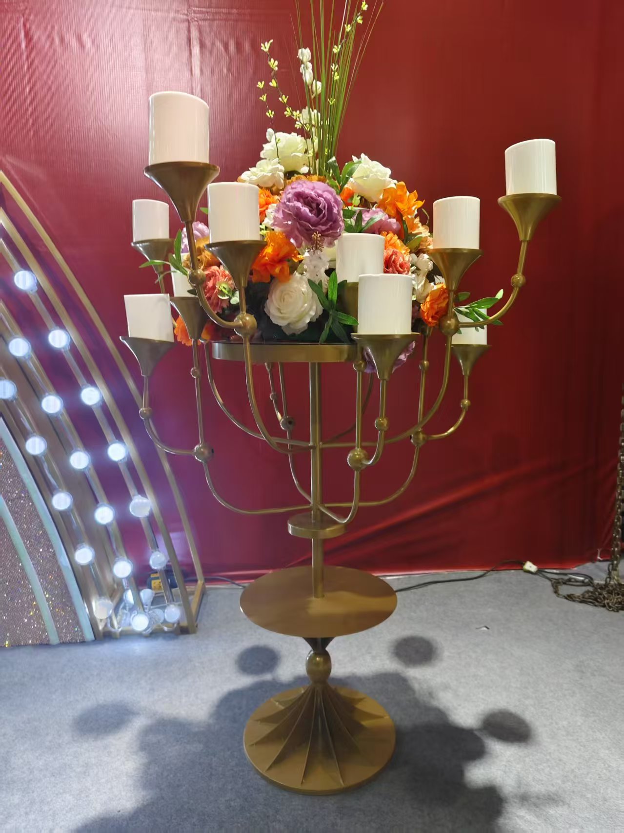 新婚礼堂道具铁艺烤漆发光花器婚庆商场橱窗装饰道具T台桌花摆件