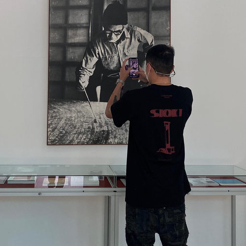 Undermycar断头台圆领宽松短袖