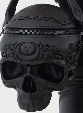 Killstar骷髅造型暗黑风斜挎包 立体雕花装饰单肩包
