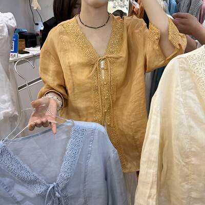 韩系纯色深v领垂感绣花边开衫女2026春季新款微透小众衬衣