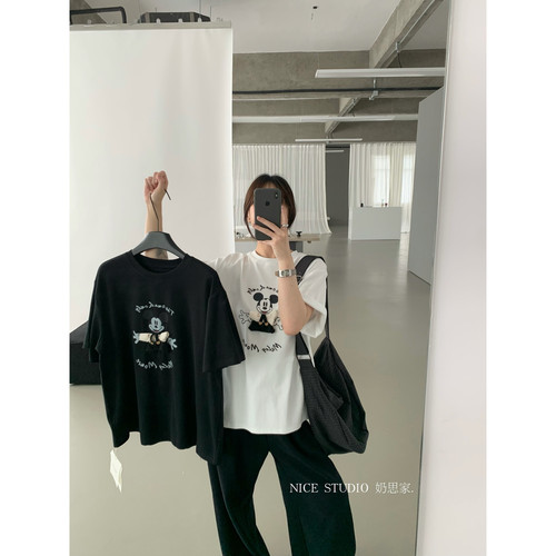 奶思家NICE STUDIO-秋上新休闲米奇印花工艺宽松短袖T恤w65017