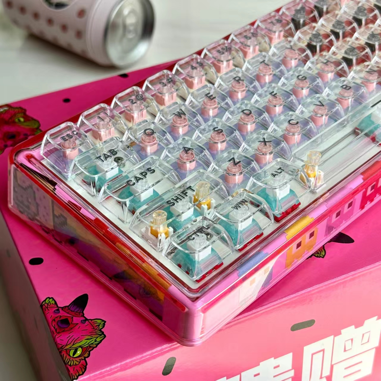 三模热插拔换装机械粉紫色系键盘
