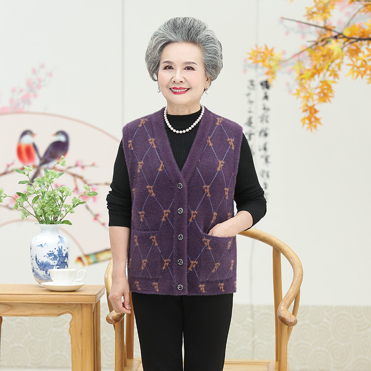 奶奶春秋针织马甲开衫大码