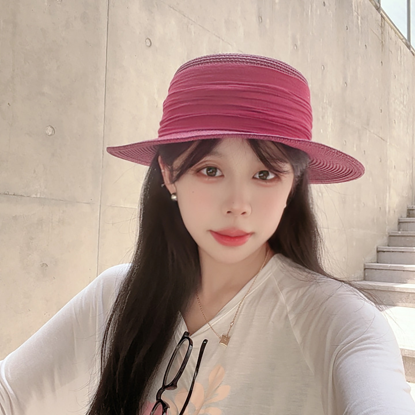 2025新款平顶草帽女款夏季海边度假沙滩帽遮阳防晒帽草编太阳帽子