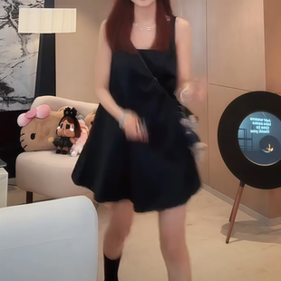 背心连衣裙U领大摆遮肉a字裙汉服连衣裙时尚A版中长小黑裙连衣裙