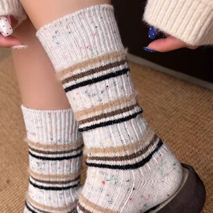秋冬新款点子纱粗线条羊毛袜子女加厚保暖miu系撞色布标堆堆袜