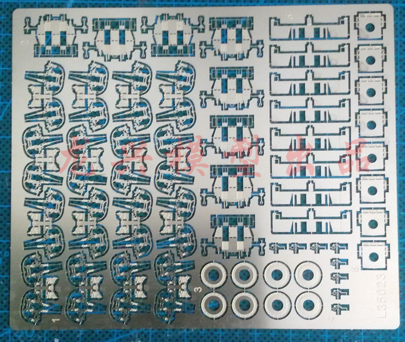 【龙兴模型】l35023 1:350 二战盟军四联装博福斯防空炮蚀刻片