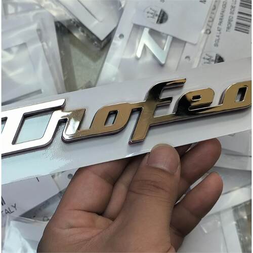 玛莎拉蒂莱万特trofeo车标升级trofeo叶子板侧标标志叶子板标